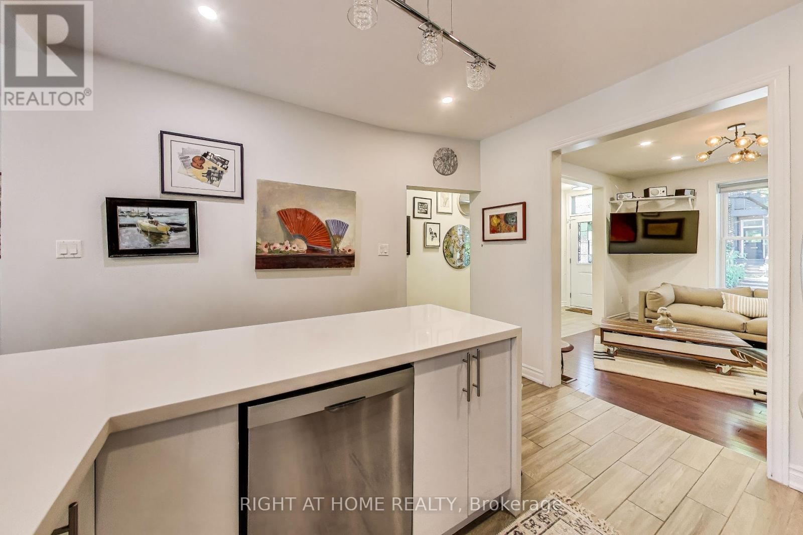 57 Gwynne Avenue, Toronto, Ontario  M6K 2C5 - Photo 10 - W12422615