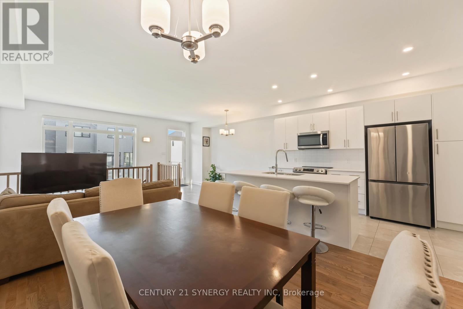 254 Finsbury Avenue, Ottawa, Ontario  K2S 2Y2 - Photo 9 - X12422643