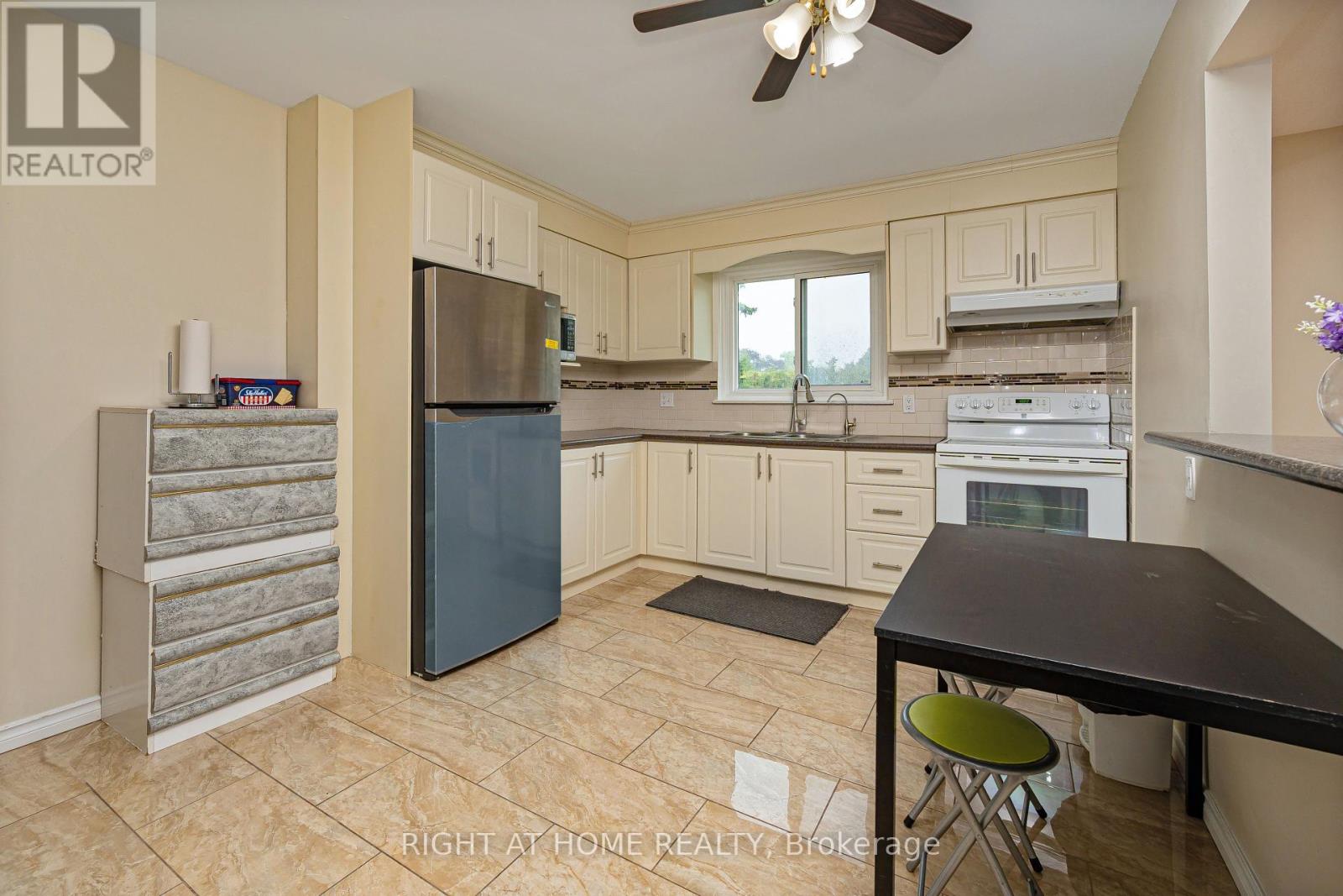 3 - 2 White Abbey Park, Toronto, Ontario  M1R 5A1 - Photo 8 - E12314473