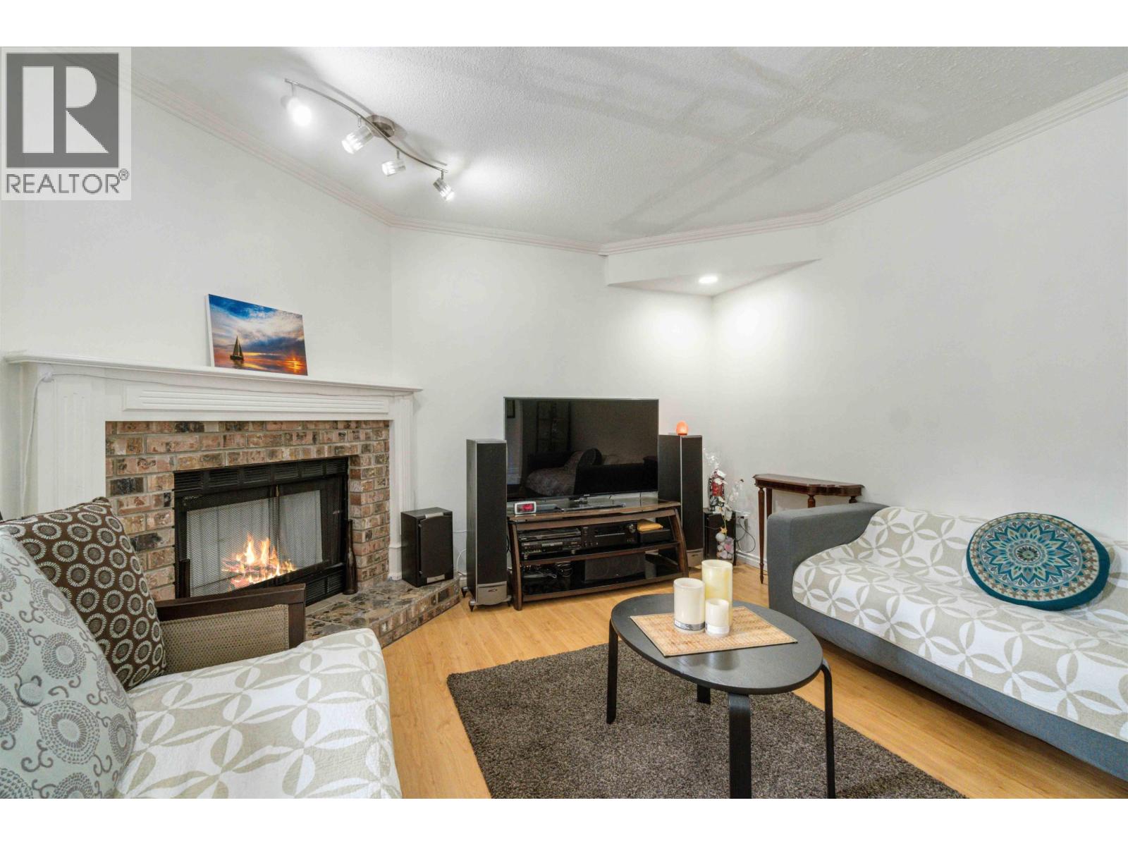 4 7131 Garden City Road, Richmond, British Columbia  V6Y 3M8 - Photo 6 - R3051545