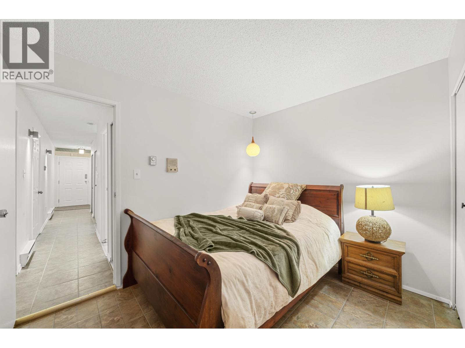 567 Clare Avenue, Burnaby, British Columbia  V5B 4L3 - Photo 11 - R3051526