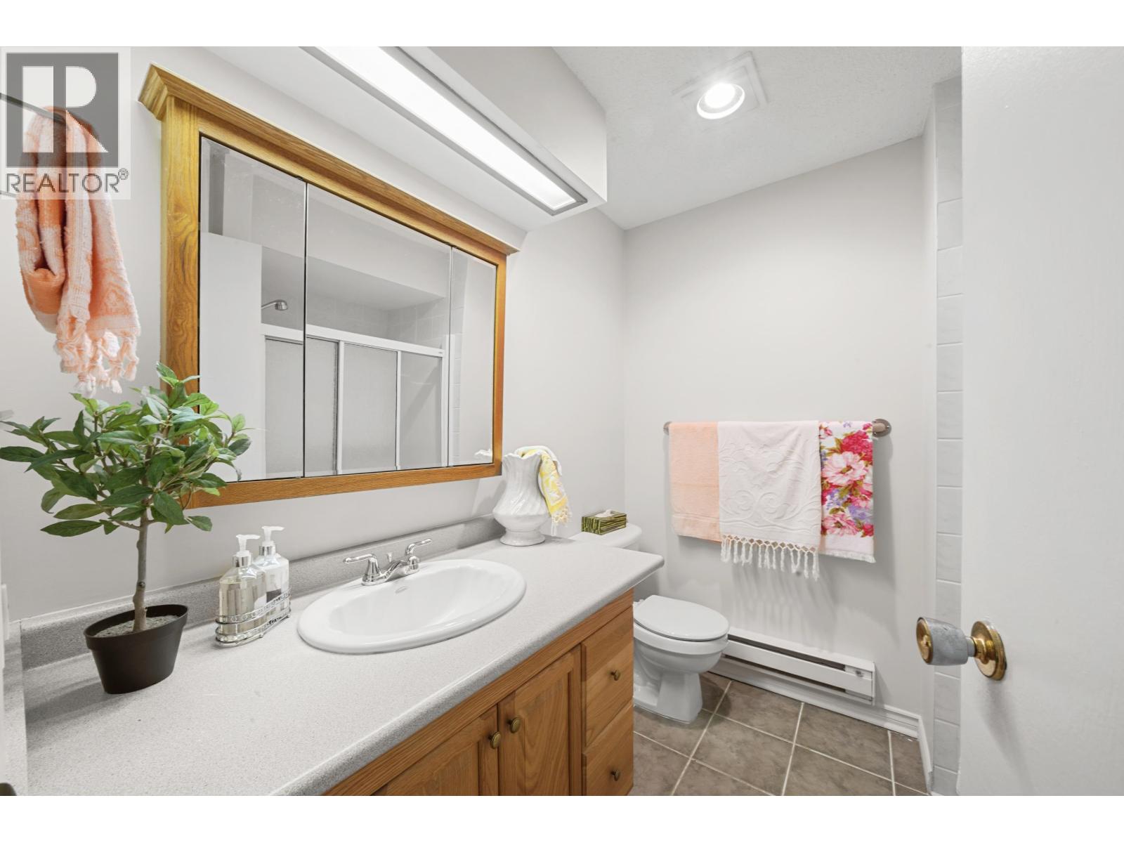 567 Clare Avenue, Burnaby, British Columbia  V5B 4L3 - Photo 17 - R3051526