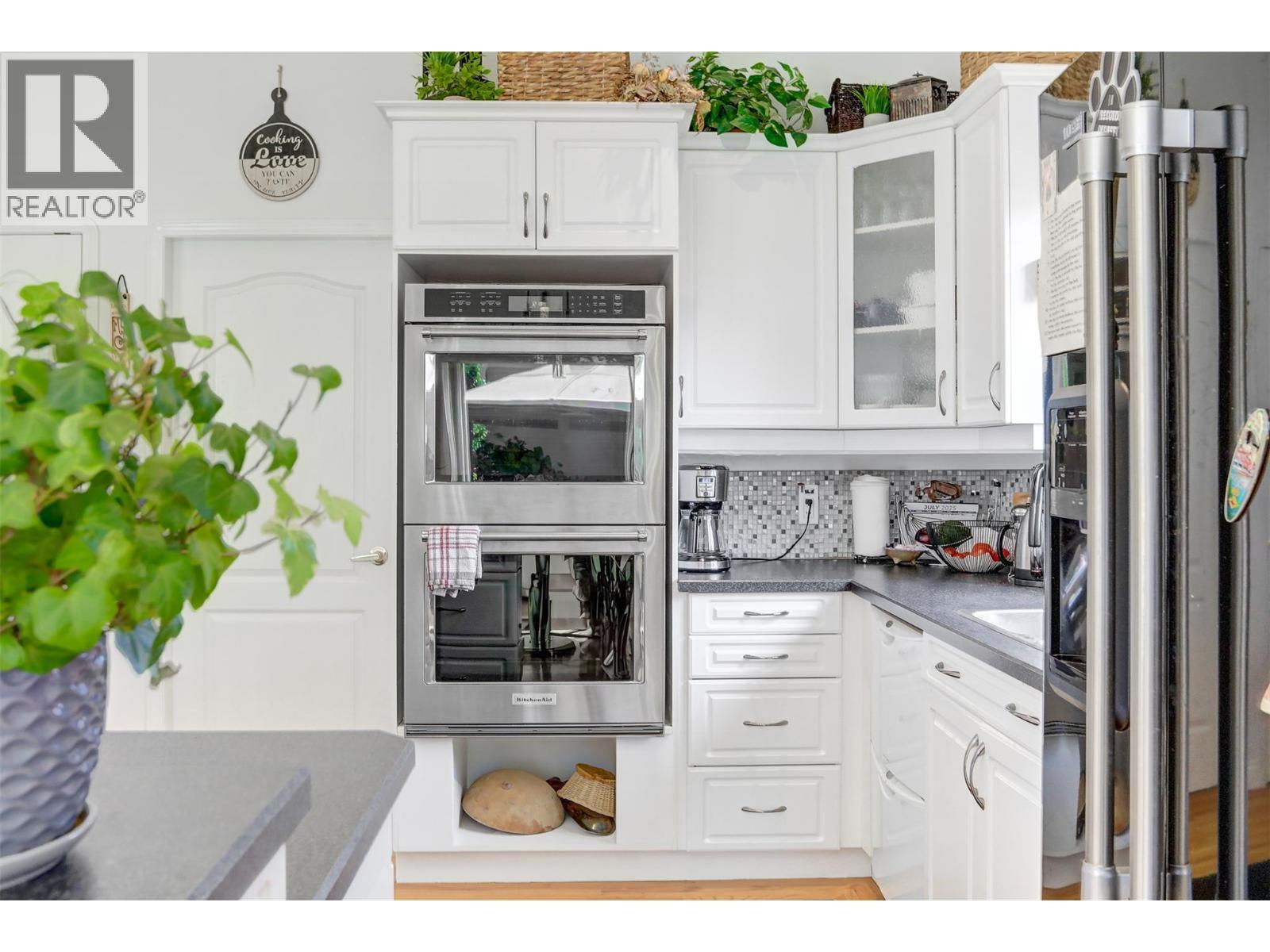 3117 Capistrano Court, Kelowna, British Columbia  V1V 2A2 - Photo 11 - 10357574