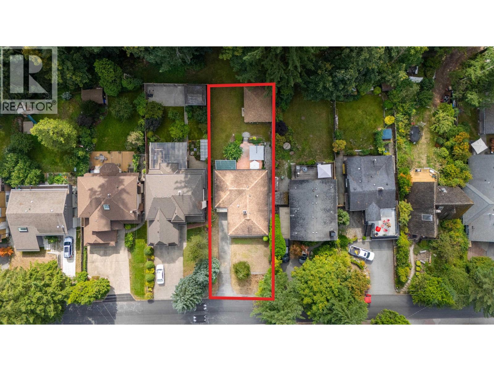 2239 WINDRIDGE DRIVE, North Vancouver, British Columbia