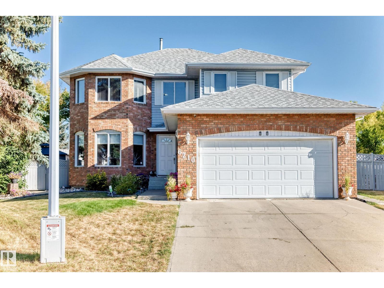 6210 152C AV NW, Edmonton, Alberta
