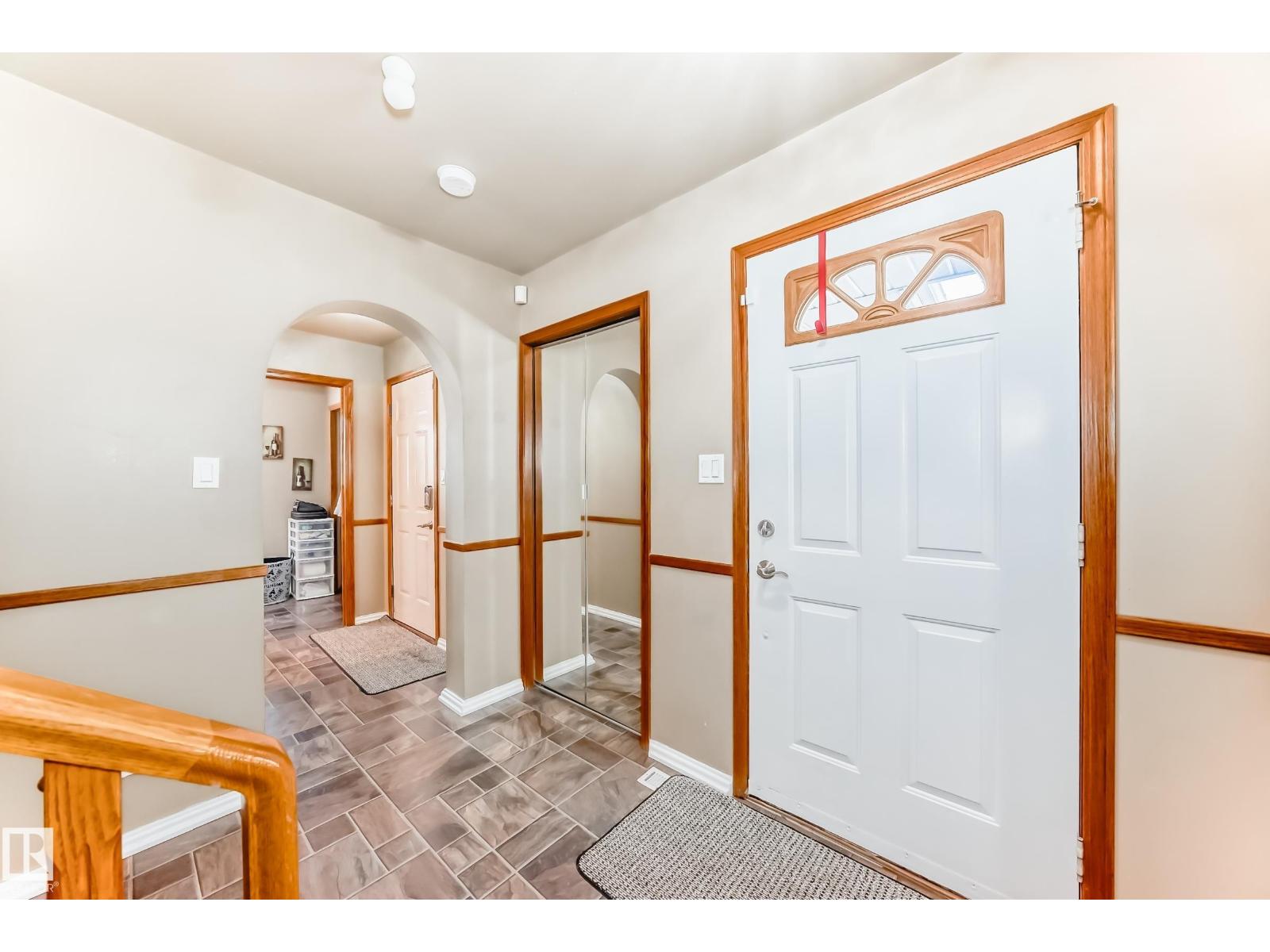 6210 152c Av Nw, Edmonton, Alberta  T5A 4W6 - Photo 5 - E4459144