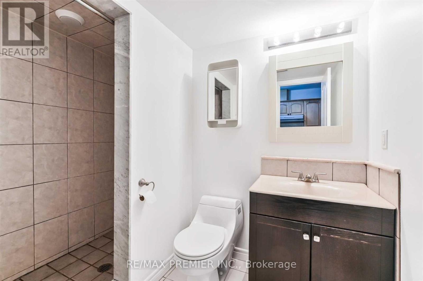 Lower - 1967 Dundas Street E, Toronto, Ontario  M4L 1M7 - Photo 13 - E12422642