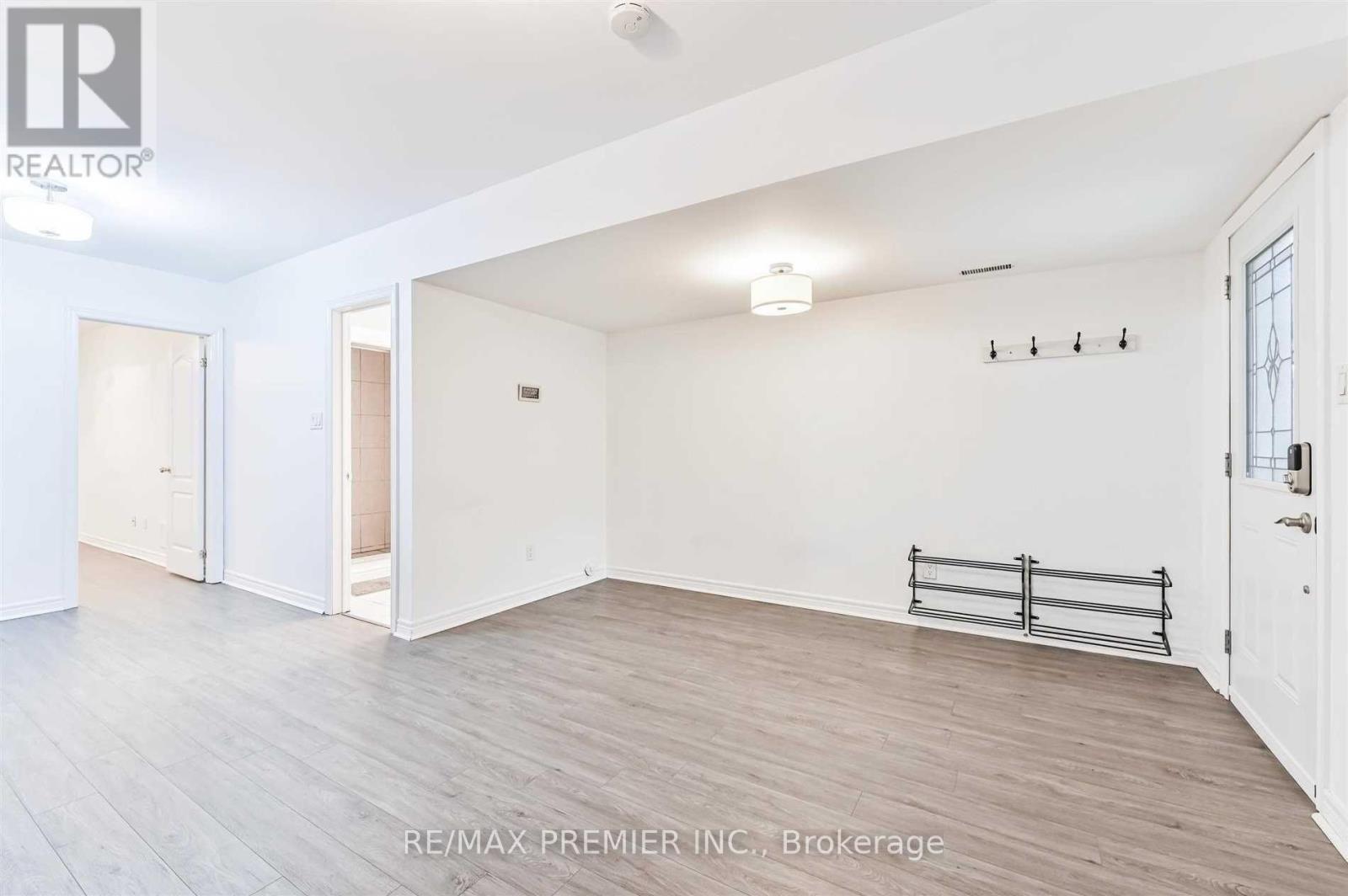 Lower - 1967 Dundas Street E, Toronto, Ontario  M4L 1M7 - Photo 3 - E12422642