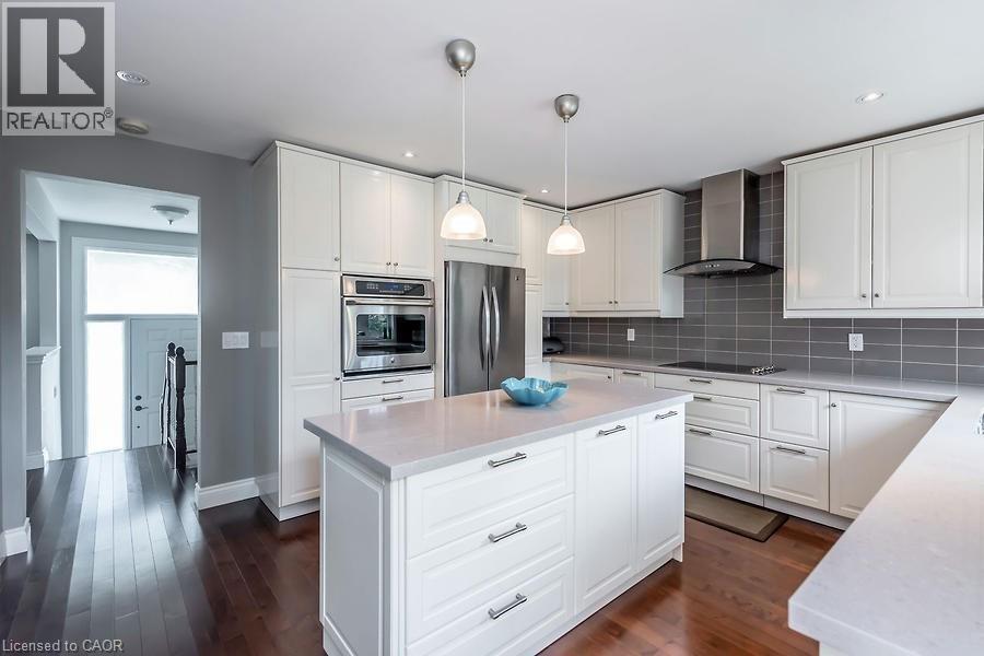 541 Sandmere Place, Oakville, Ontario  L6L 4G5 - Photo 4 - 40772989