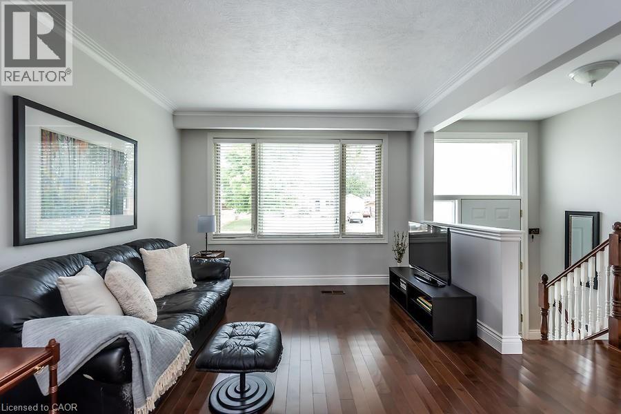 541 Sandmere Place, Oakville, Ontario  L6L 4G5 - Photo 7 - 40772989