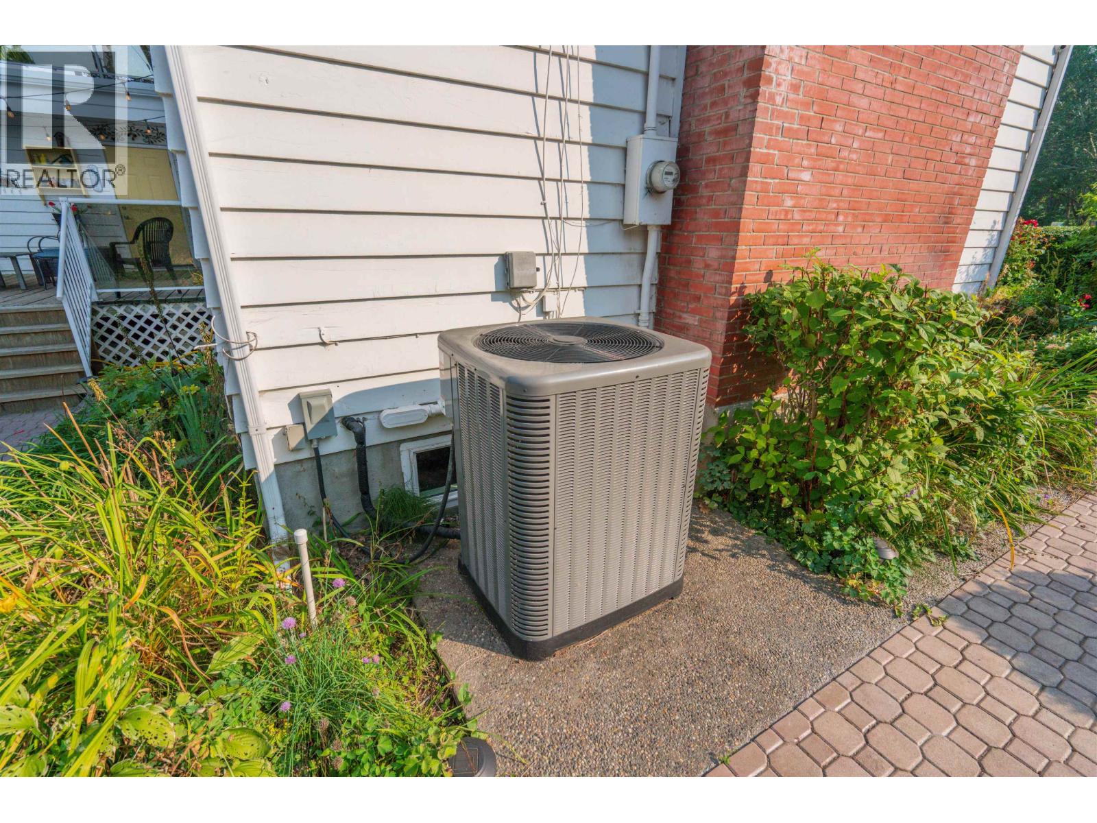 1689 Birch Street, Prince George, British Columbia  V2L 1B3 - Photo 2 - R3047334