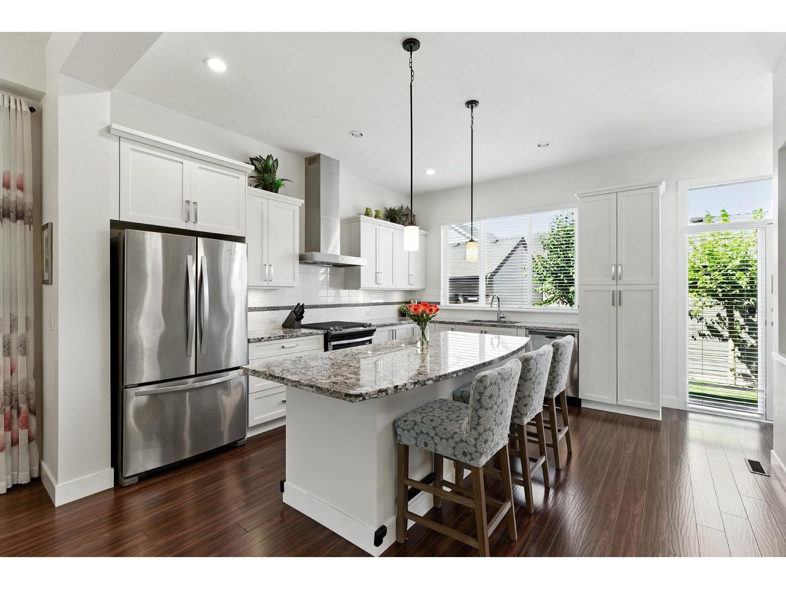 2233 168 Street, Surrey, British Columbia  V3Z 0M3 - Photo 3 - R3049221