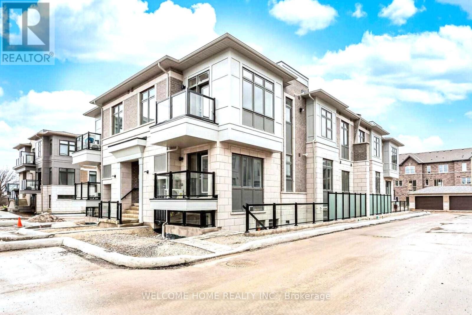 501 - 40 HALLIFORD PLACE, Brampton, Ontario