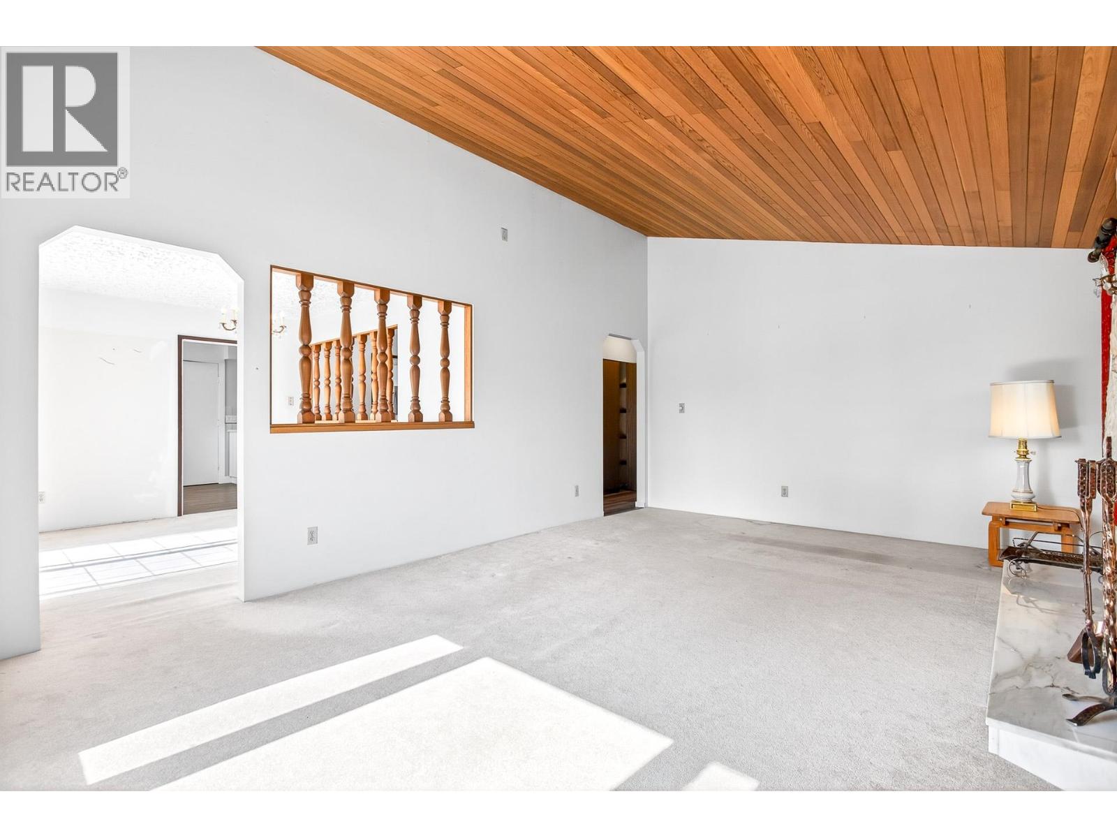 2395 Austin Avenue, Coquitlam, British Columbia  V3K 3R9 - Photo 7 - R3049046