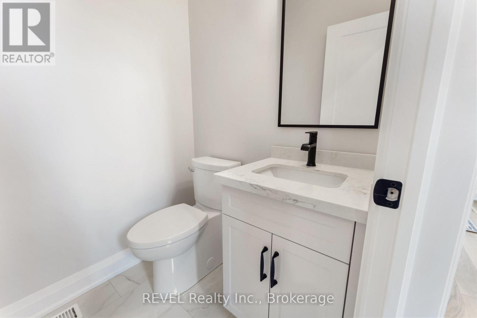 1 Elvira Way, Thorold, Ontario  L2V 0M7 - Photo 15 - X12381089