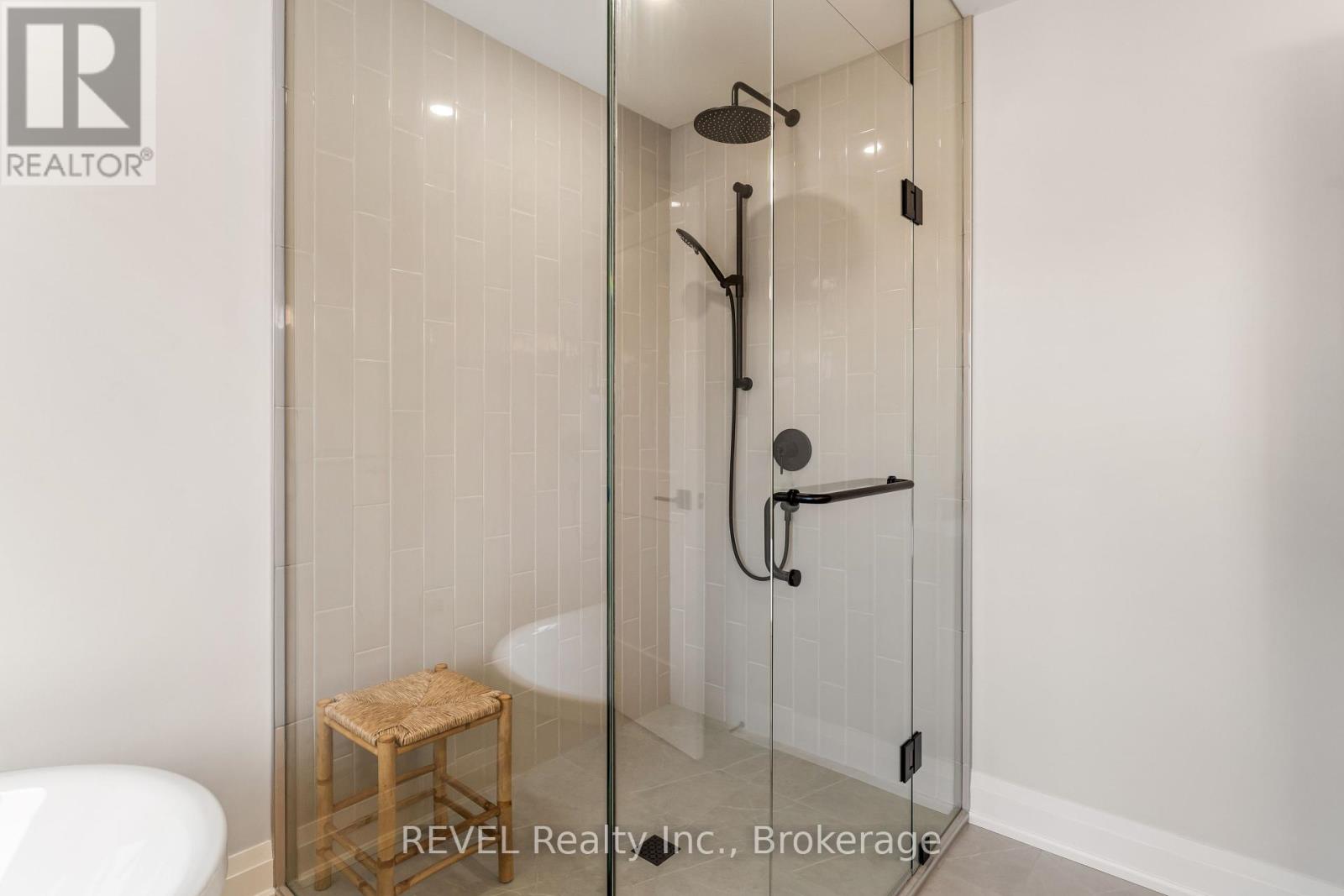 1 Elvira Way, Thorold, Ontario  L2V 0M7 - Photo 26 - X12381089