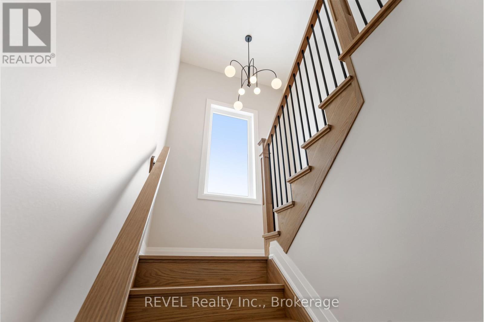 1 Elvira Way, Thorold, Ontario  L2V 0M7 - Photo 19 - X12381089