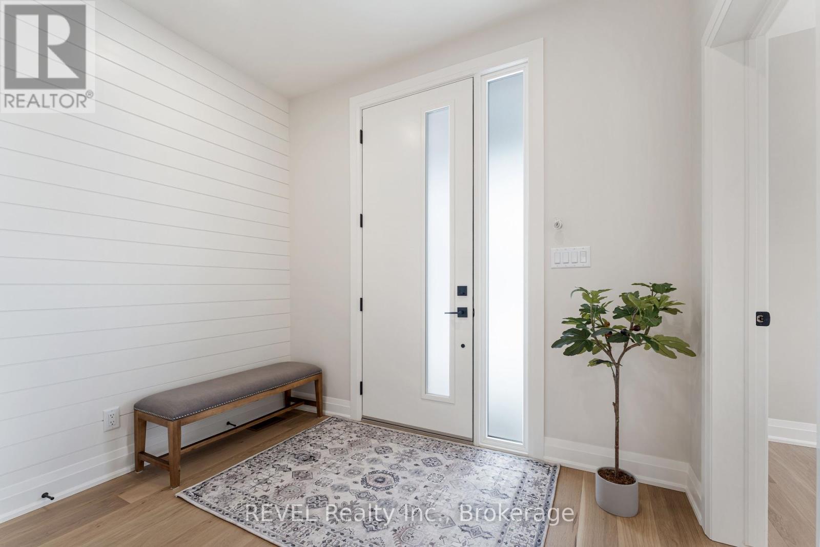 1 Elvira Way, Thorold, Ontario  L2V 0M7 - Photo 3 - X12381089