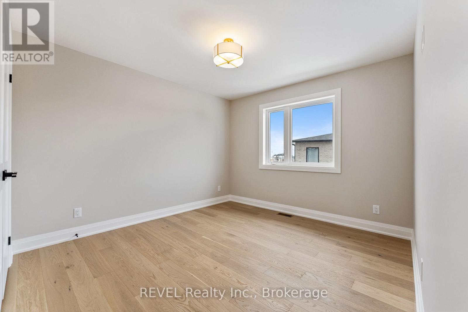 1 Elvira Way, Thorold, Ontario  L2V 0M7 - Photo 29 - X12381089