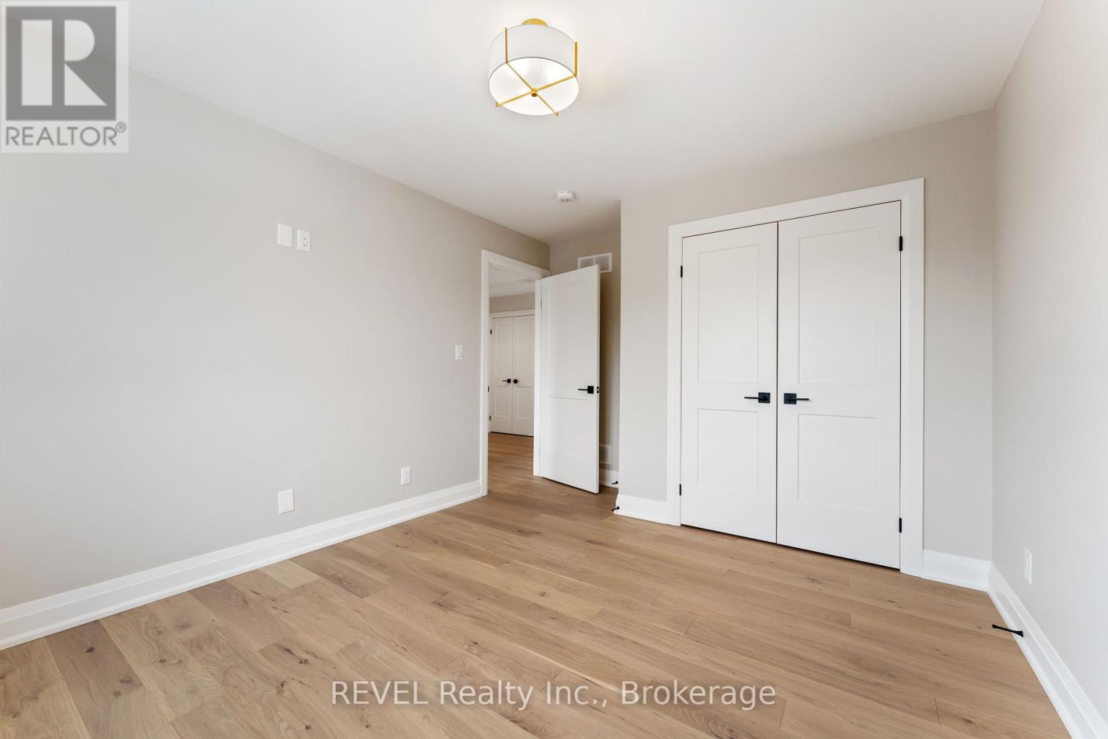 1 Elvira Way, Thorold, Ontario  L2V 0M7 - Photo 30 - X12381089