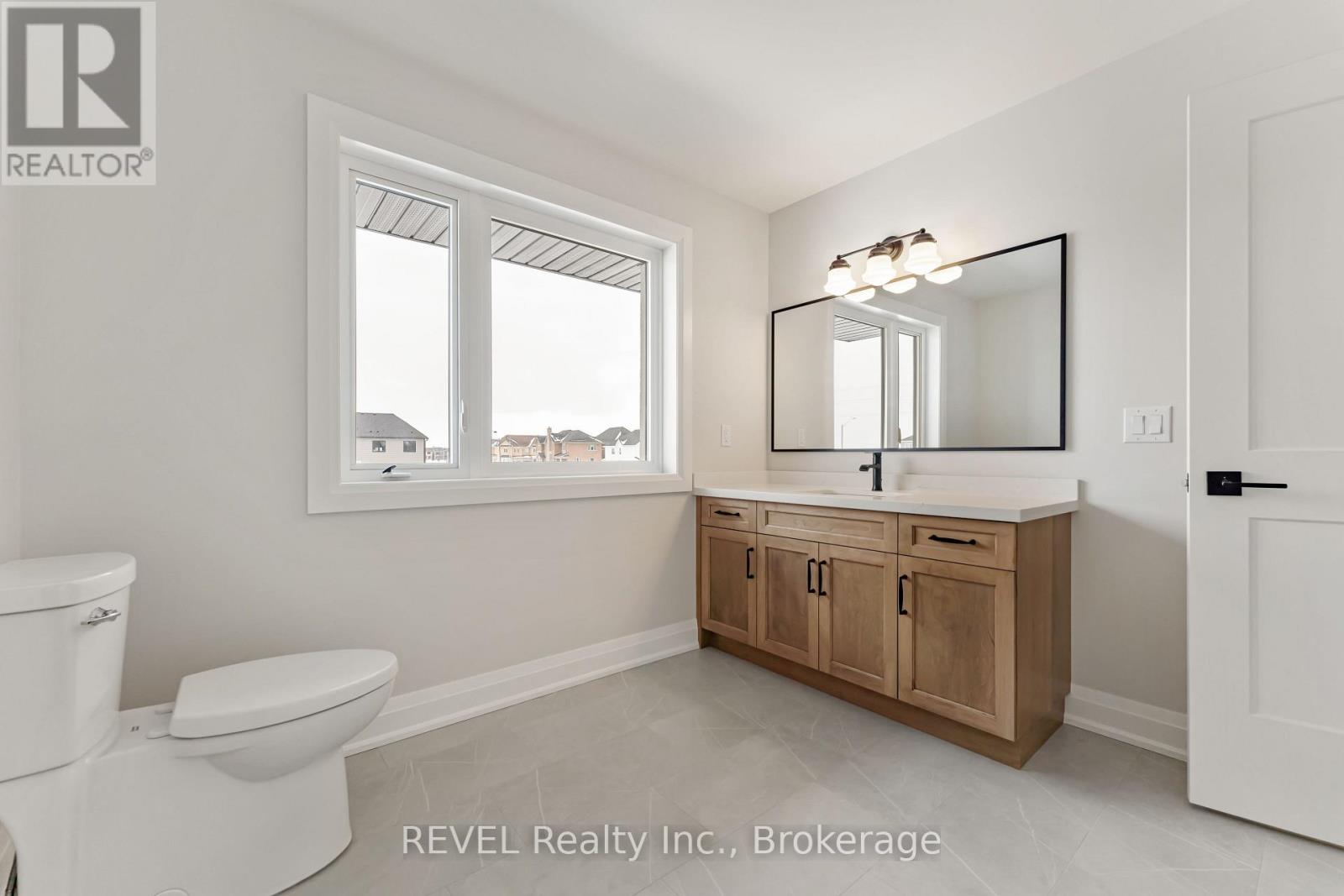 1 Elvira Way, Thorold, Ontario  L2V 0M7 - Photo 36 - X12381089
