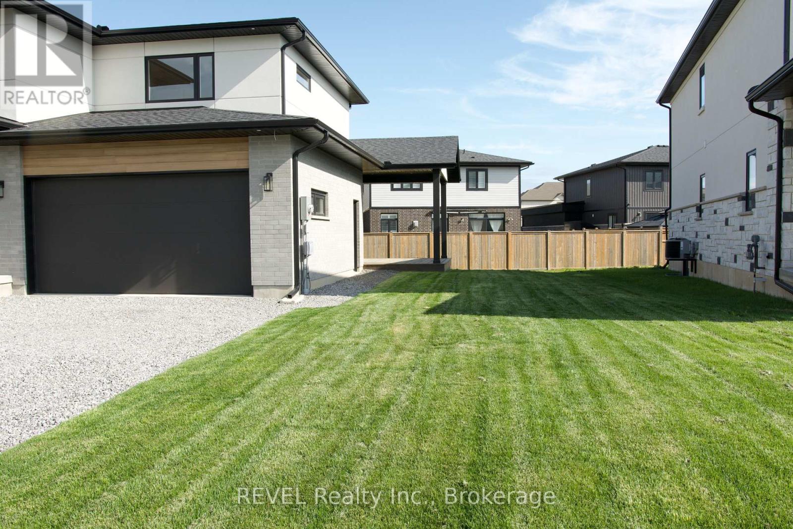 1 Elvira Way, Thorold, Ontario  L2V 0M7 - Photo 41 - X12381089