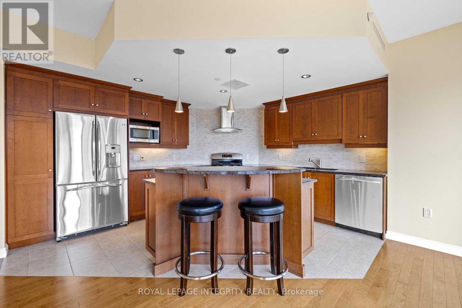 1207 - 90 George Street, Ottawa, Ontario  K1N 0A8 - Photo 4 - X12422650