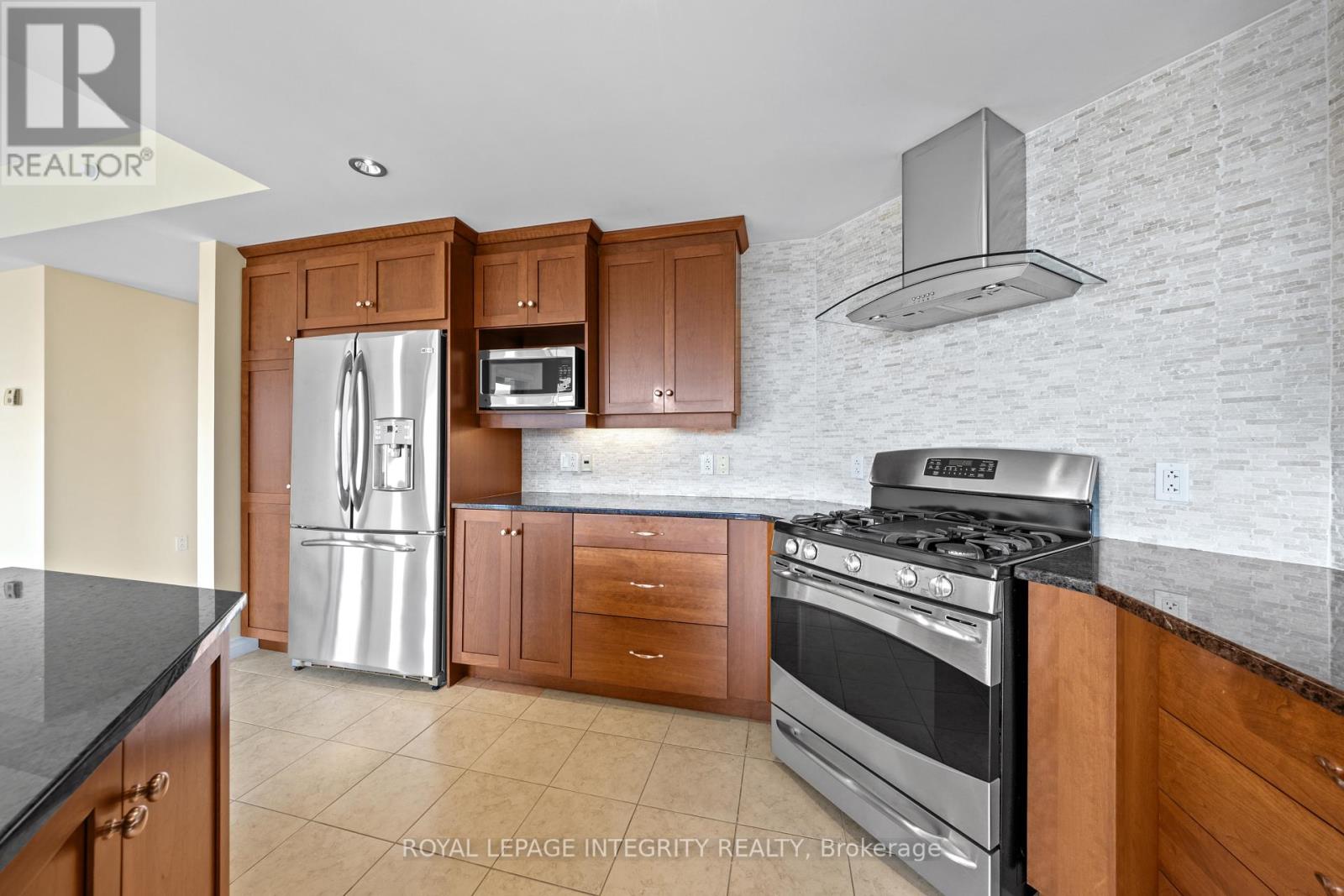 1207 - 90 George Street, Ottawa, Ontario  K1N 0A8 - Photo 6 - X12422650