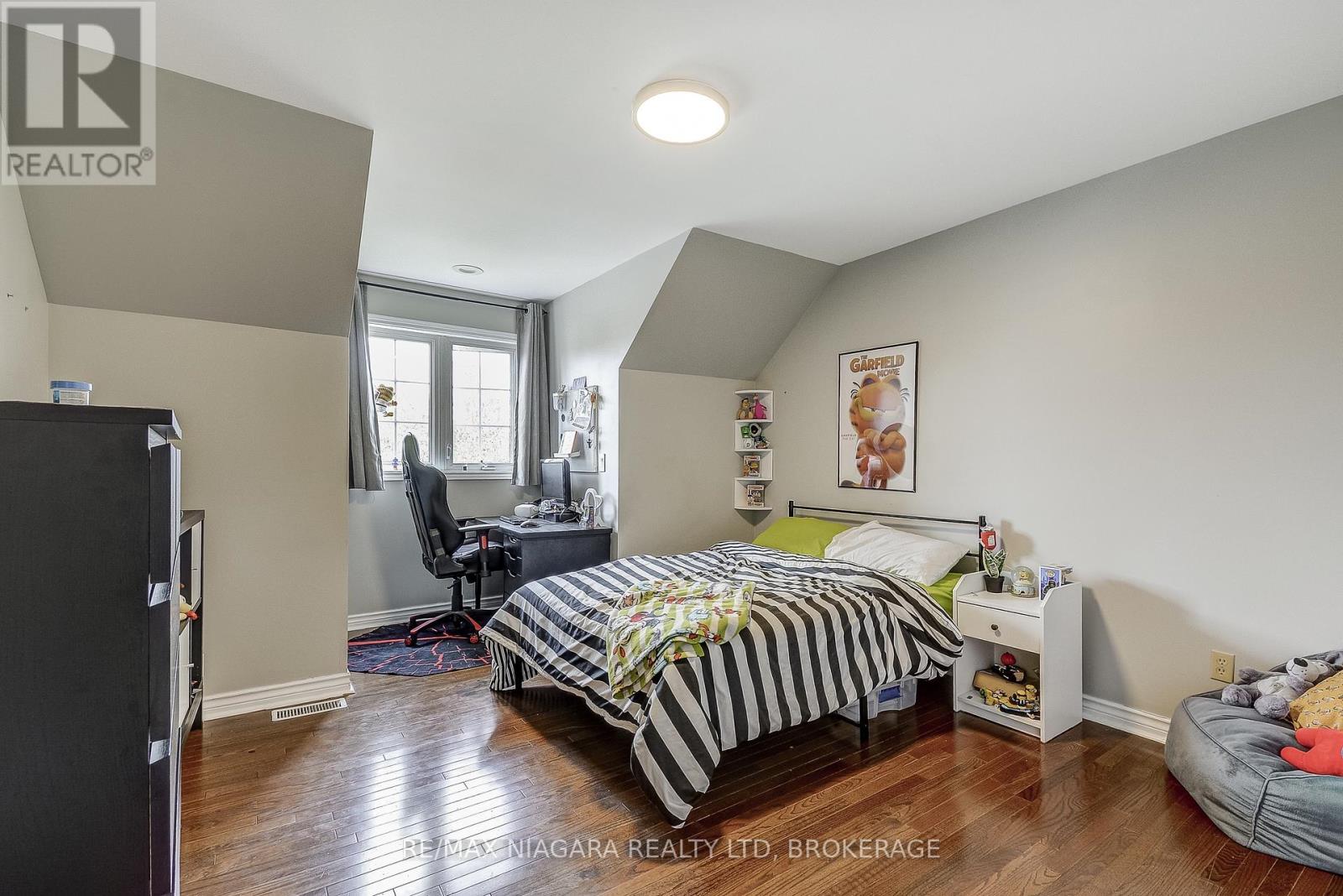 80 Green Meadow Crescent, Welland, Ontario  L3C 6X4 - Photo 25 - X12422648