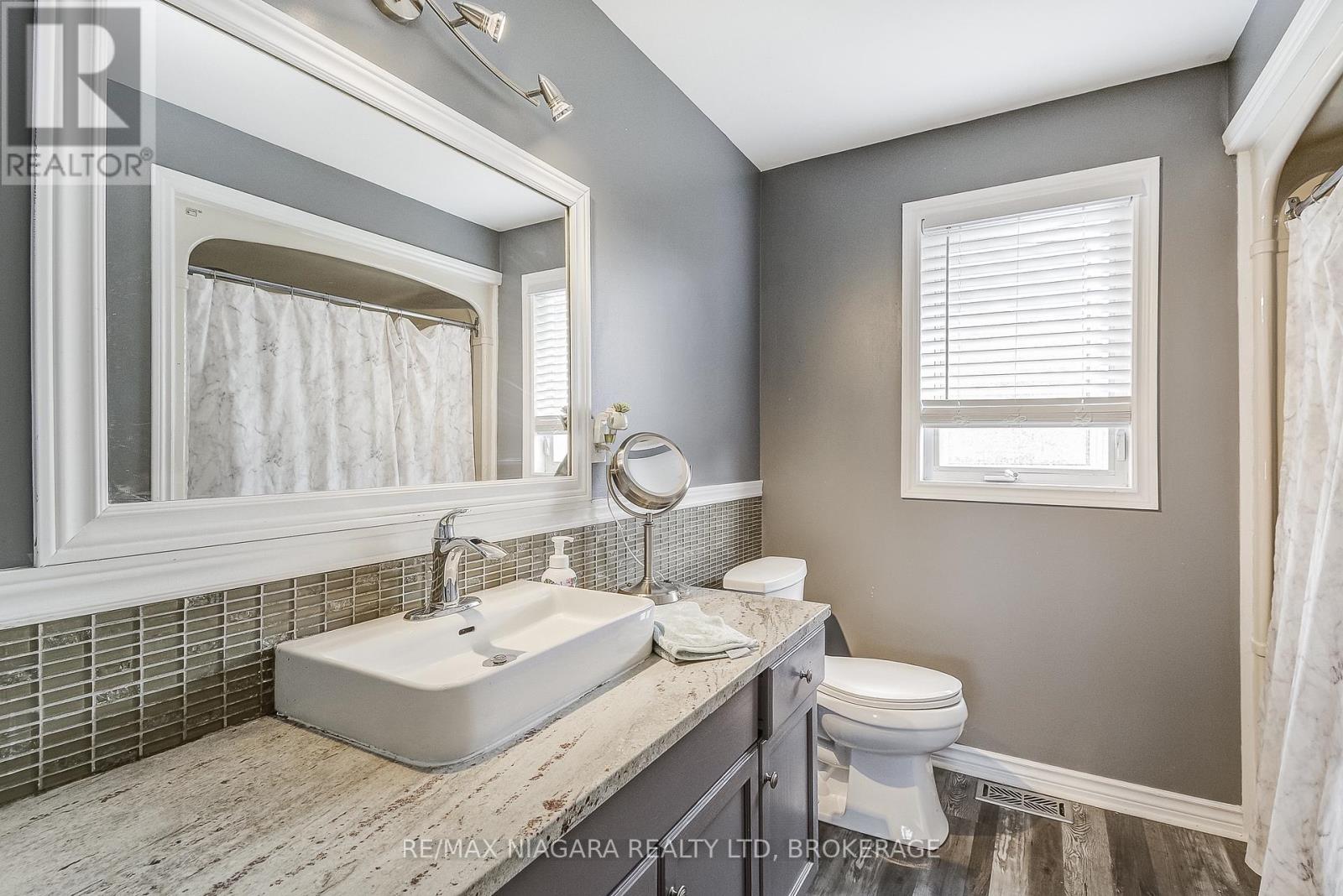 80 Green Meadow Crescent, Welland, Ontario  L3C 6X4 - Photo 29 - X12422648