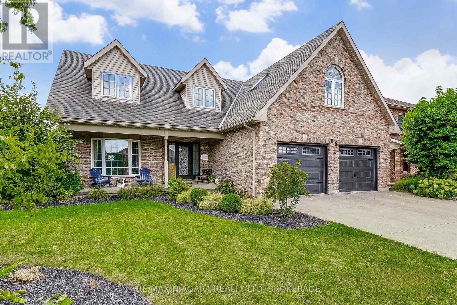 80 Green Meadow Crescent, Welland, Ontario  L3C 6X4 - Photo 3 - X12422648