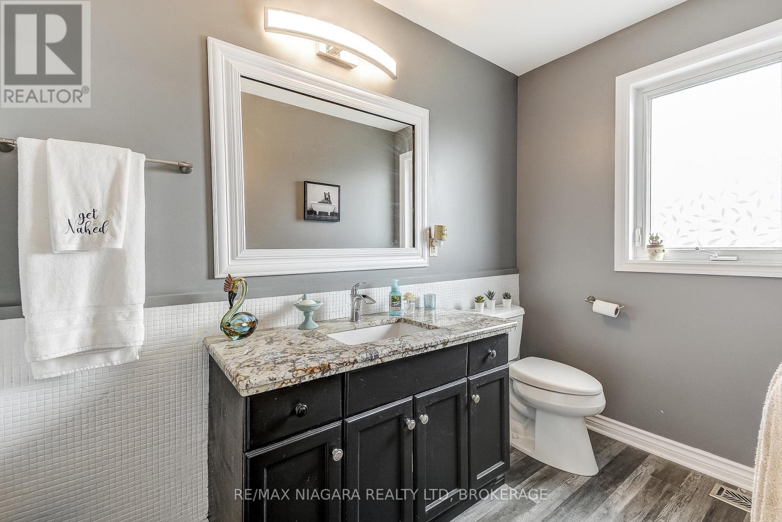 80 Green Meadow Crescent, Welland, Ontario  L3C 6X4 - Photo 32 - X12422648