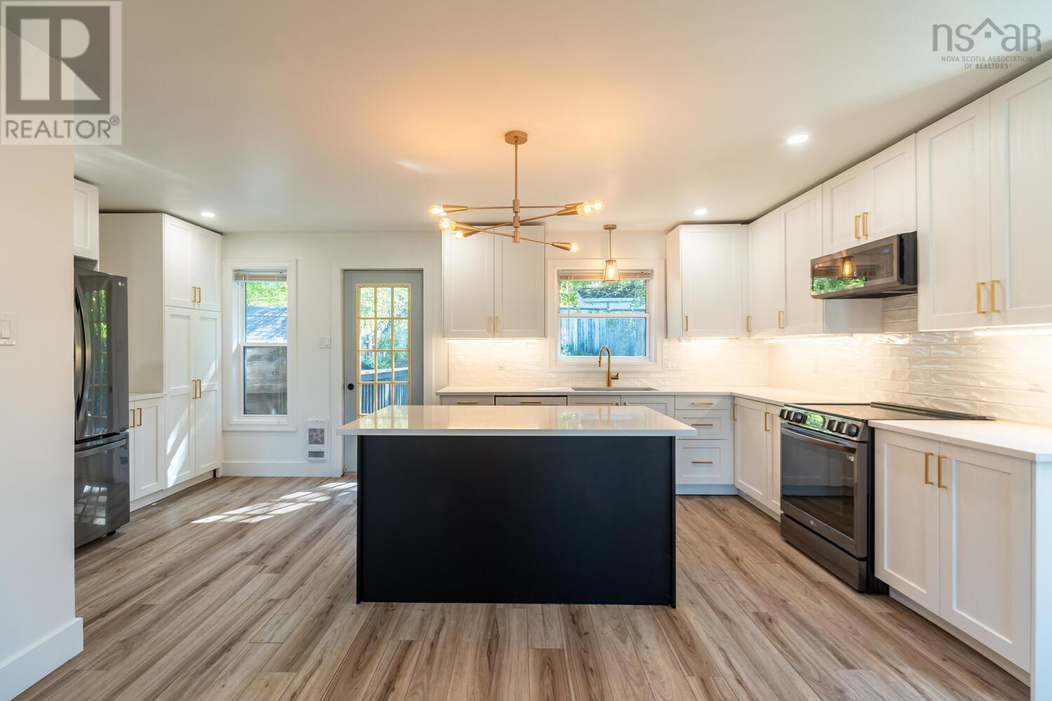 Property at 103 Armcrest Drive image 2