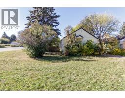 4732 52 Street Central Core