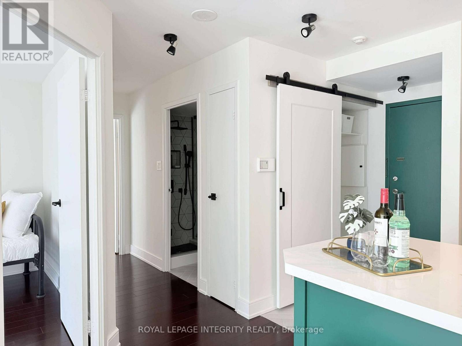 1410 - 10 Queens Quay W, Toronto (Waterfront Communities), Ontario  M5J 2R9 - Photo 12 - C12407417