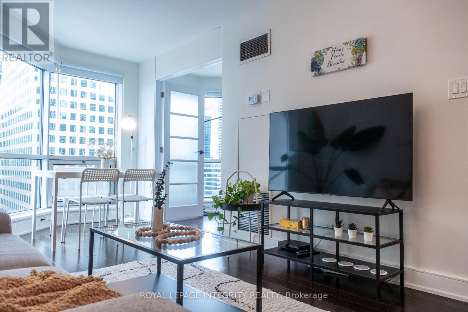 1410 - 10 Queens Quay W, Toronto (Waterfront Communities), Ontario  M5J 2R9 - Photo 15 - C12407417