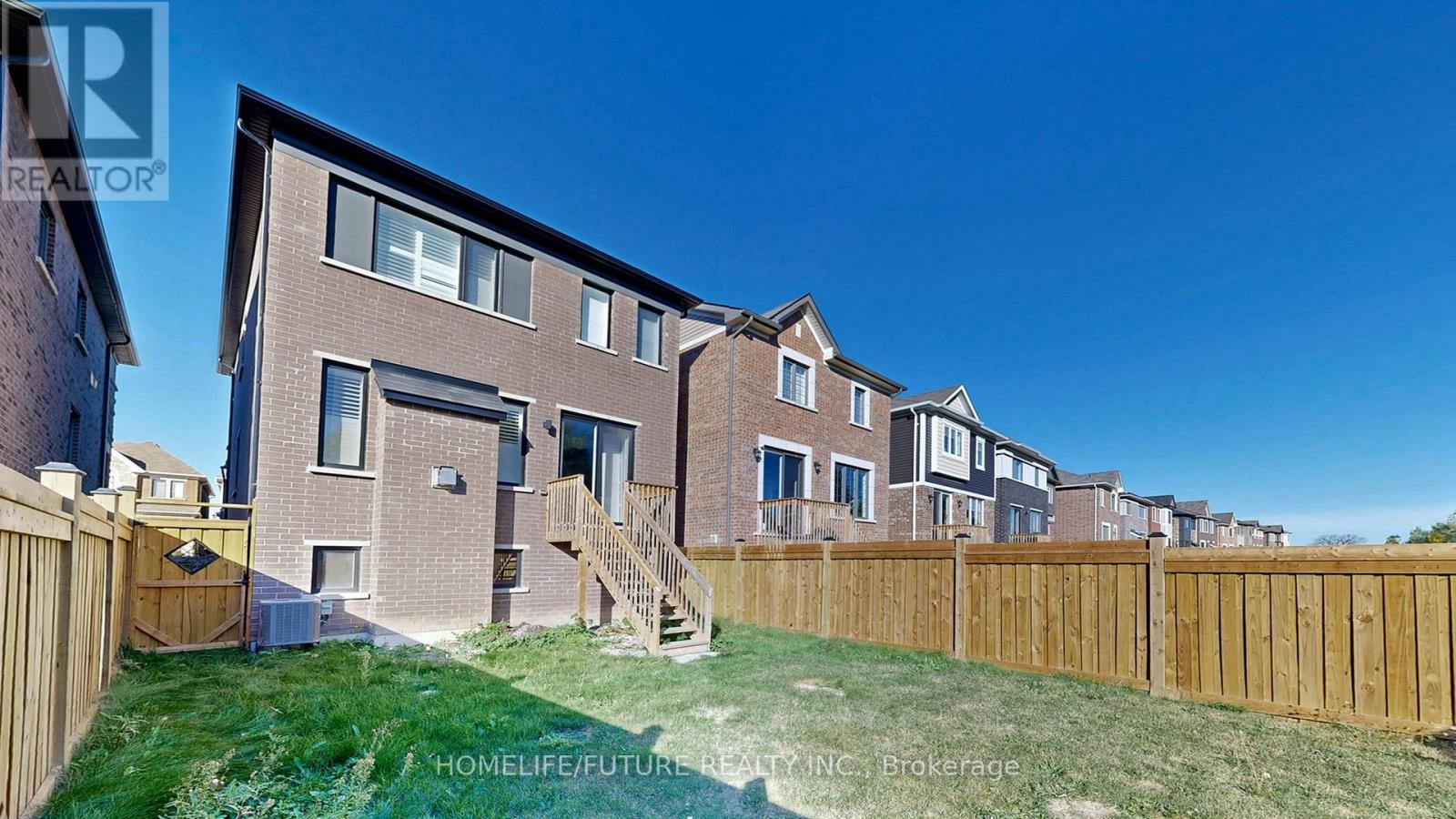 92 Barkerville Drive, Whitby, Ontario  L1P 0L8 - Photo 46 - E12422646