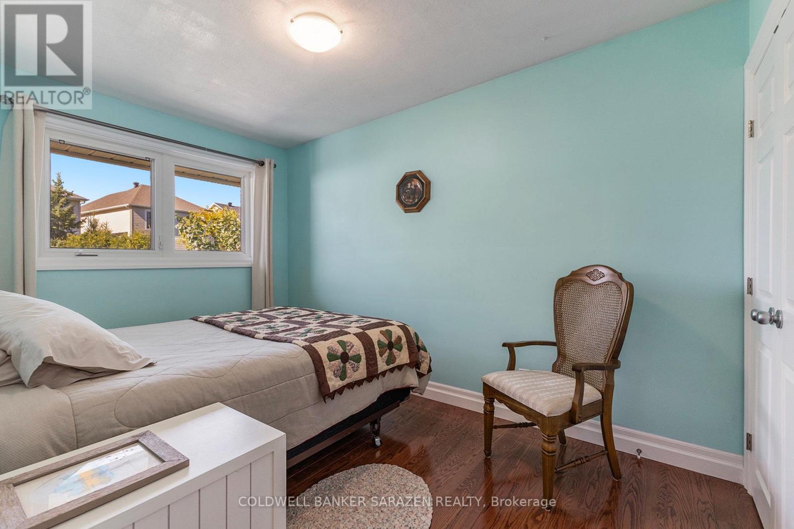 32 Wabalac Drive, Mcnab/braeside, Ontario  K7S 3G9 - Photo 19 - X12421213