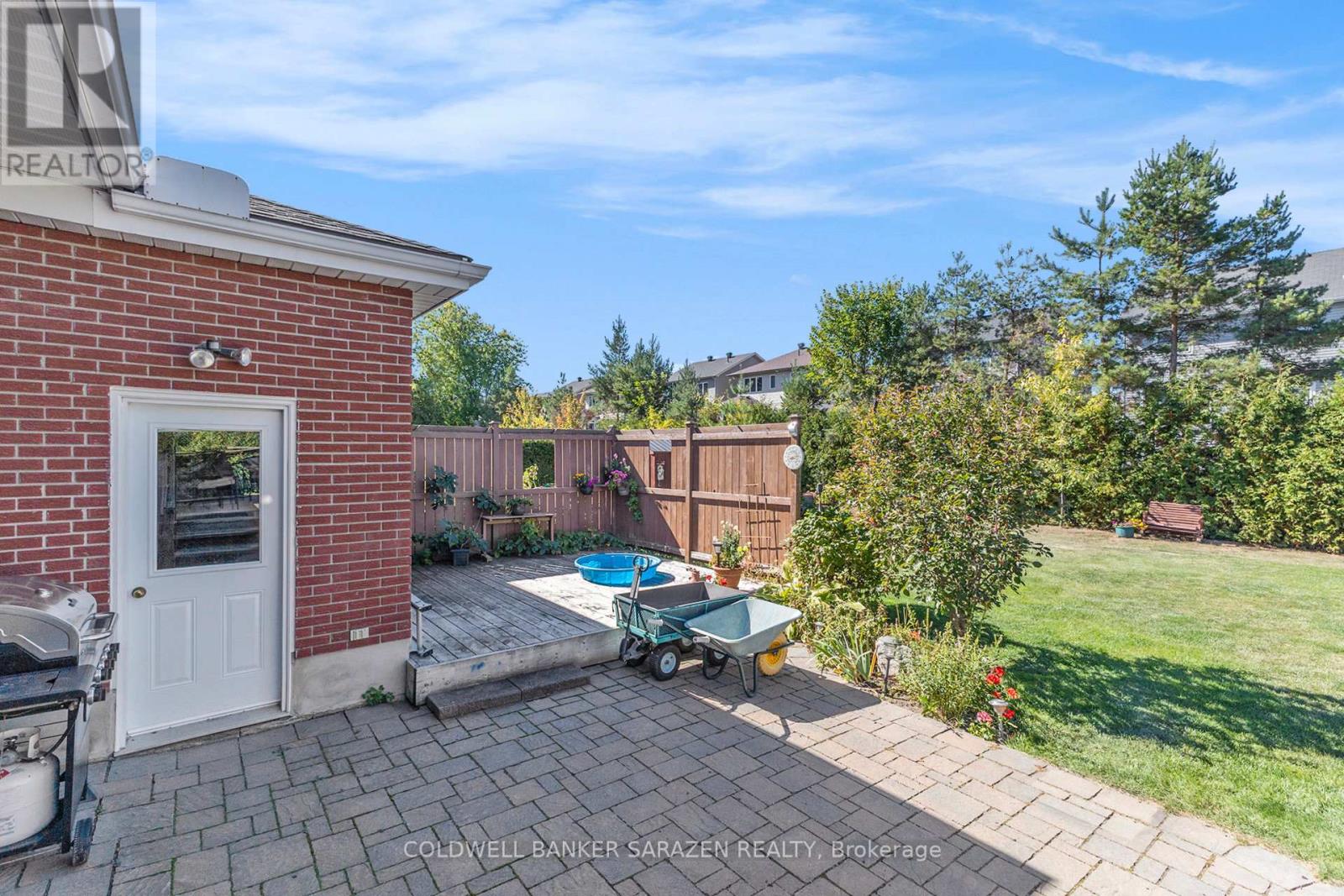 32 Wabalac Drive, Mcnab/braeside, Ontario  K7S 3G9 - Photo 29 - X12421213
