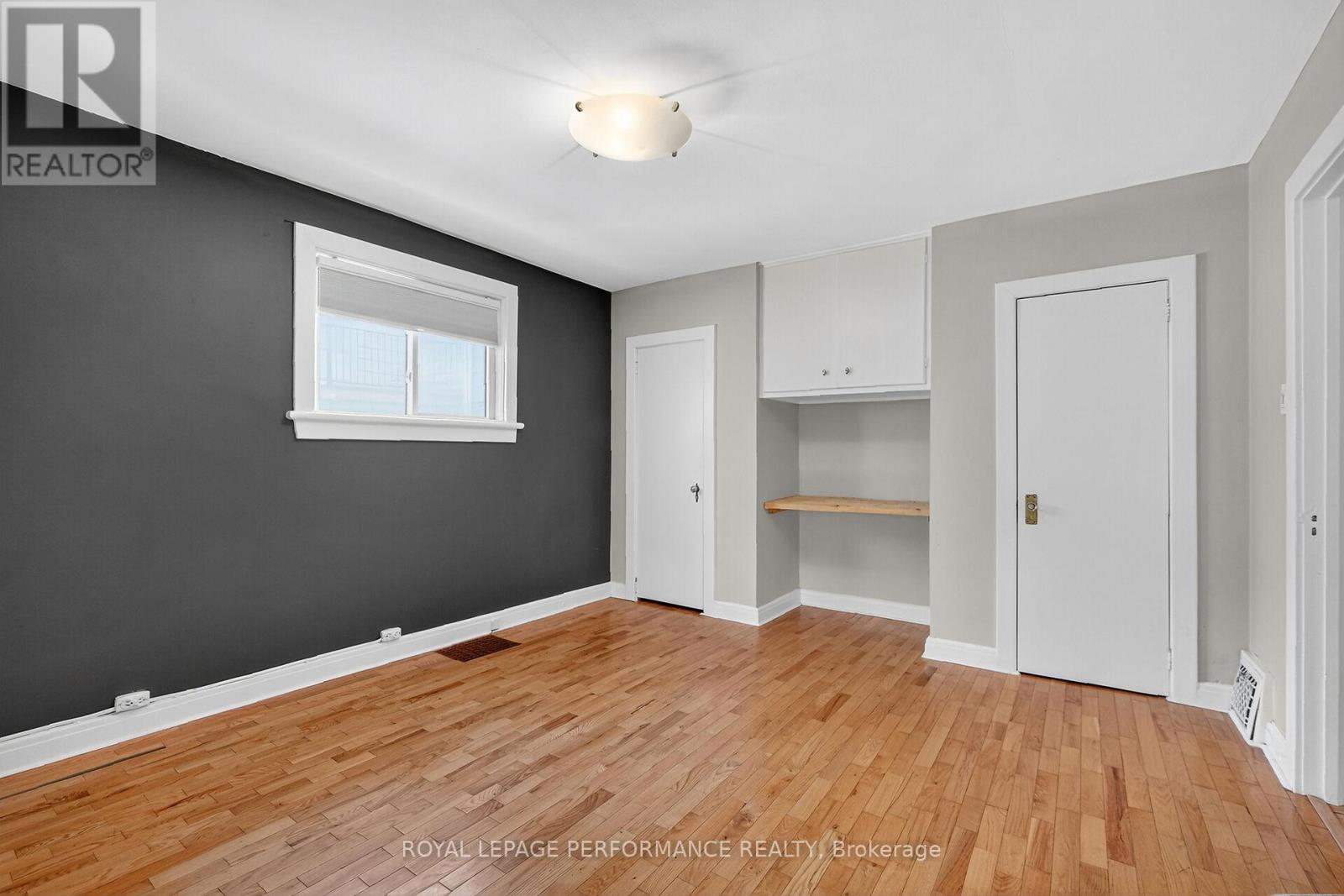 261 Montfort Street, Ottawa, Ontario  K1L 5P1 - Photo 12 - X12421603