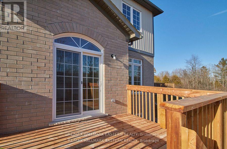 37 Coldbrook Drive, Cavan Monaghan, Ontario  L0A 1G0 - Photo 32 - X12422690