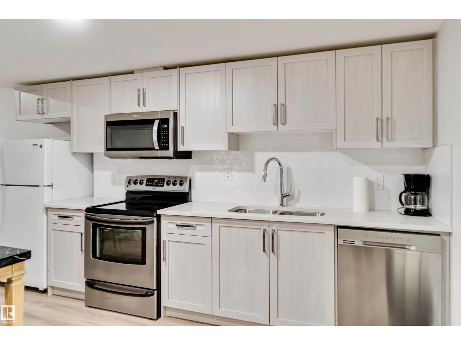 3027 200 St Nw, Edmonton, Alberta  T6M 1N7 - Photo 38 - E4433295