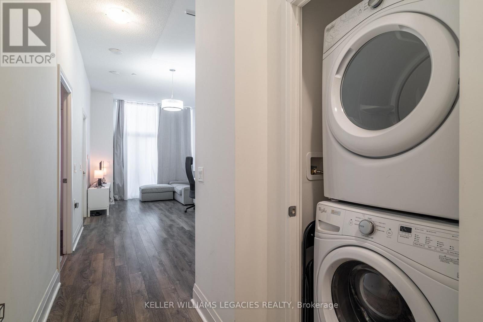 102 - 17 Zorra Street, Toronto, Ontario  M8Z 0C8 - Photo 2 - W12422686