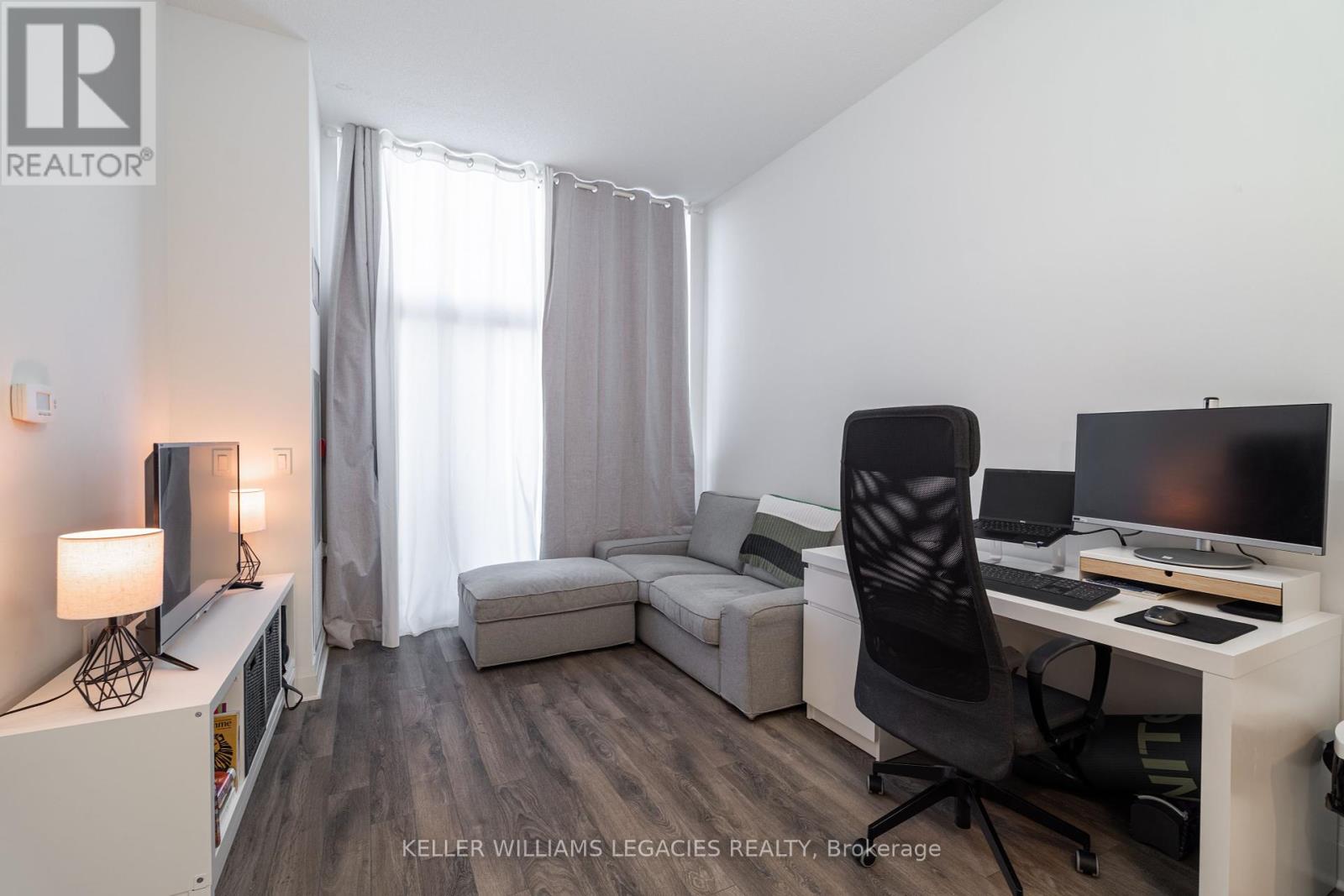 102 - 17 Zorra Street, Toronto, Ontario  M8Z 0C8 - Photo 6 - W12422686