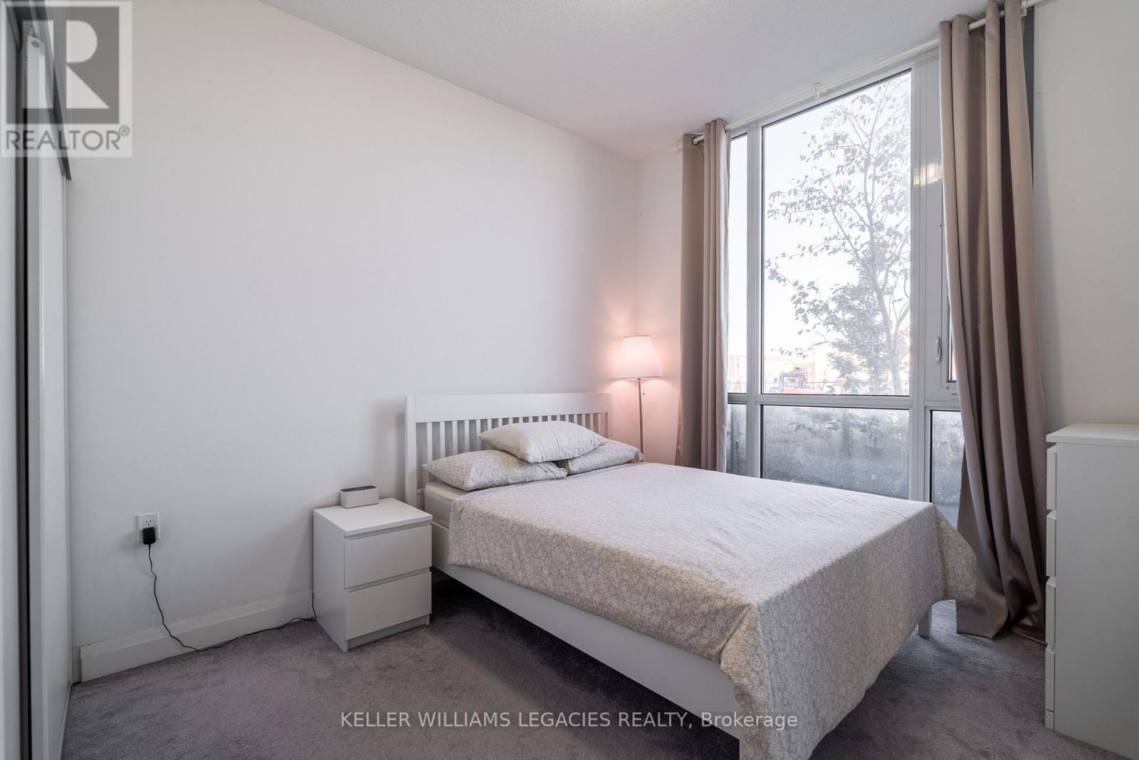 102 - 17 Zorra Street, Toronto, Ontario  M8Z 0C8 - Photo 9 - W12422686