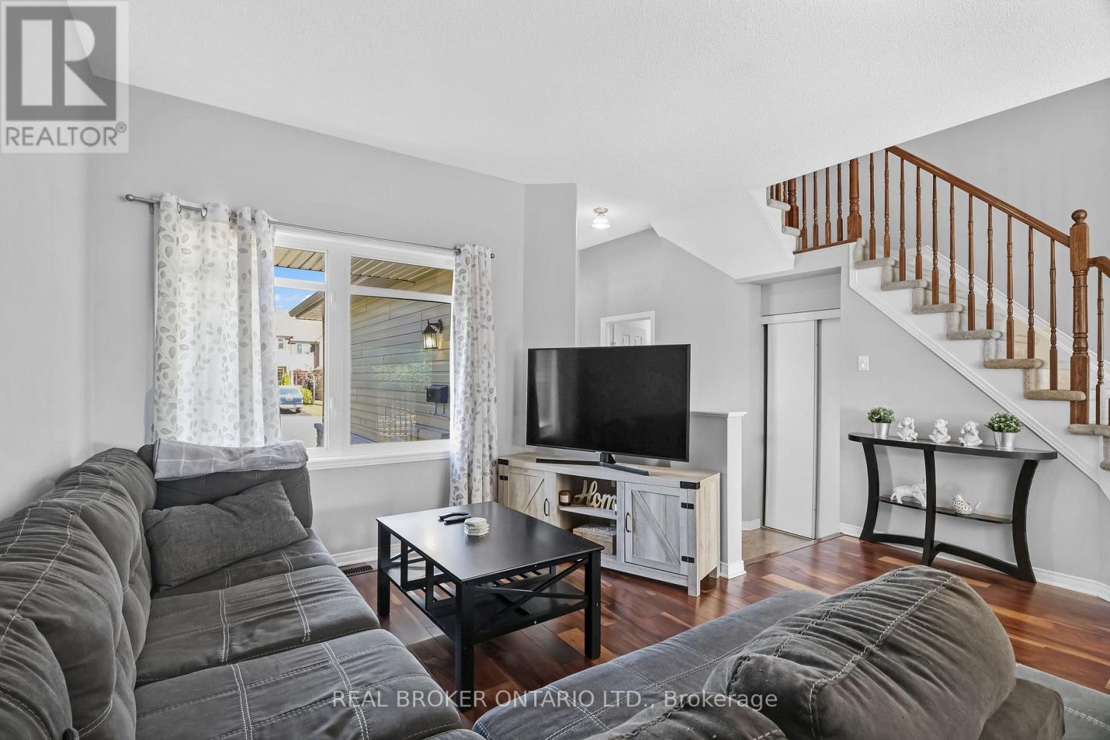 132 Dahlia Street, Clarence-Rockland, Ontario  K4K 0G1 - Photo 14 - X12422700