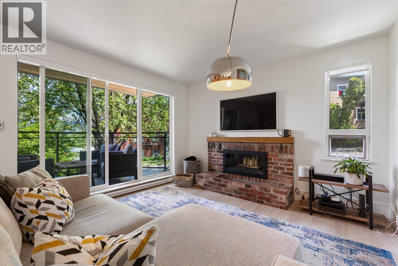 204 2410 Cornwall Avenue, Vancouver, British Columbia  V6K 1B8 - Photo 3 - R3051572