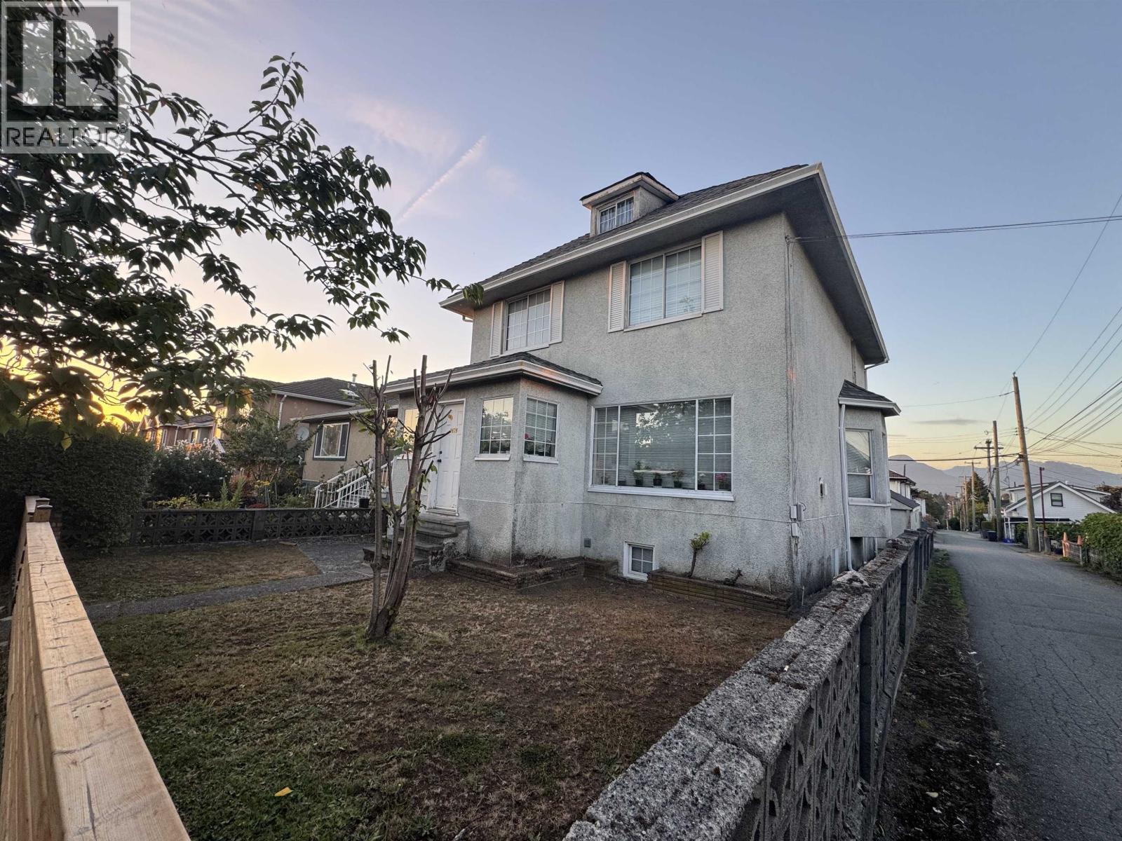 2679 E 22ND AVENUE, Vancouver, British Columbia