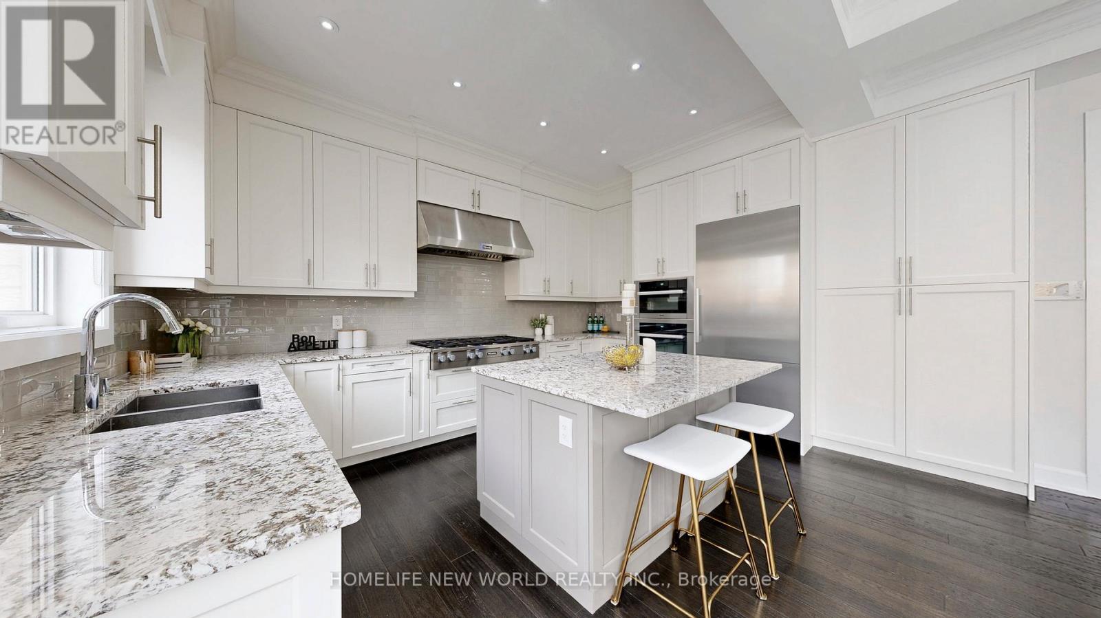 27 Apiary Gate, Vaughan (Maple), Ontario  L6A 4W5 - Photo 16 - N12422703