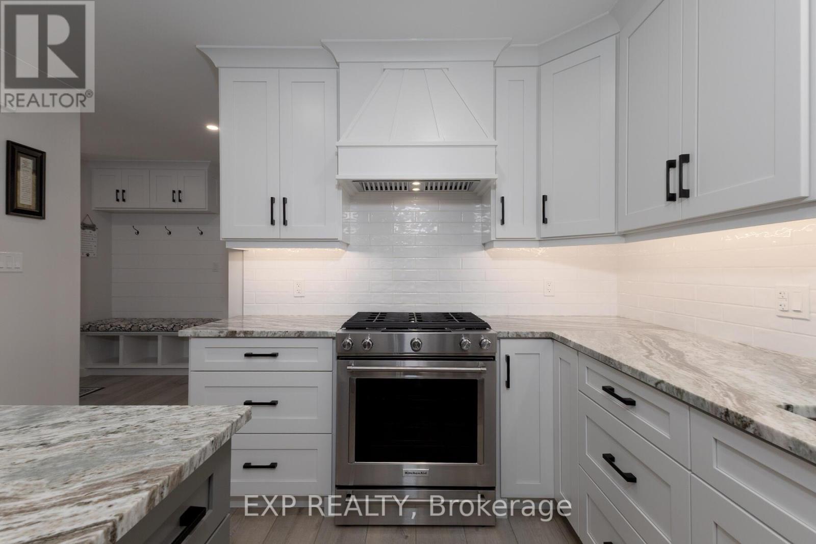 14 William Street, Tillsonburg, Ontario  N4G 1L8 - Photo 14 - X12422720